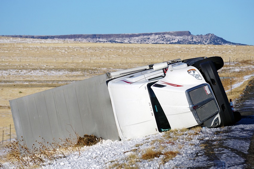 The Importance of an Early Response Team After a Truck Accident