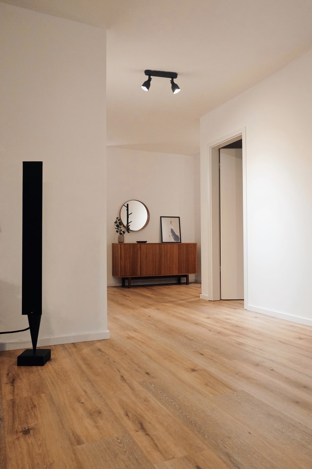 Hardwood Flooring in Mississauga: How to Save on Installation